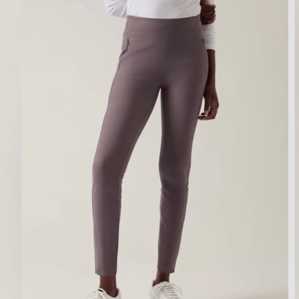 Athleta Stellar Tight - Slim High-Rise Leggings in Mauve Brown